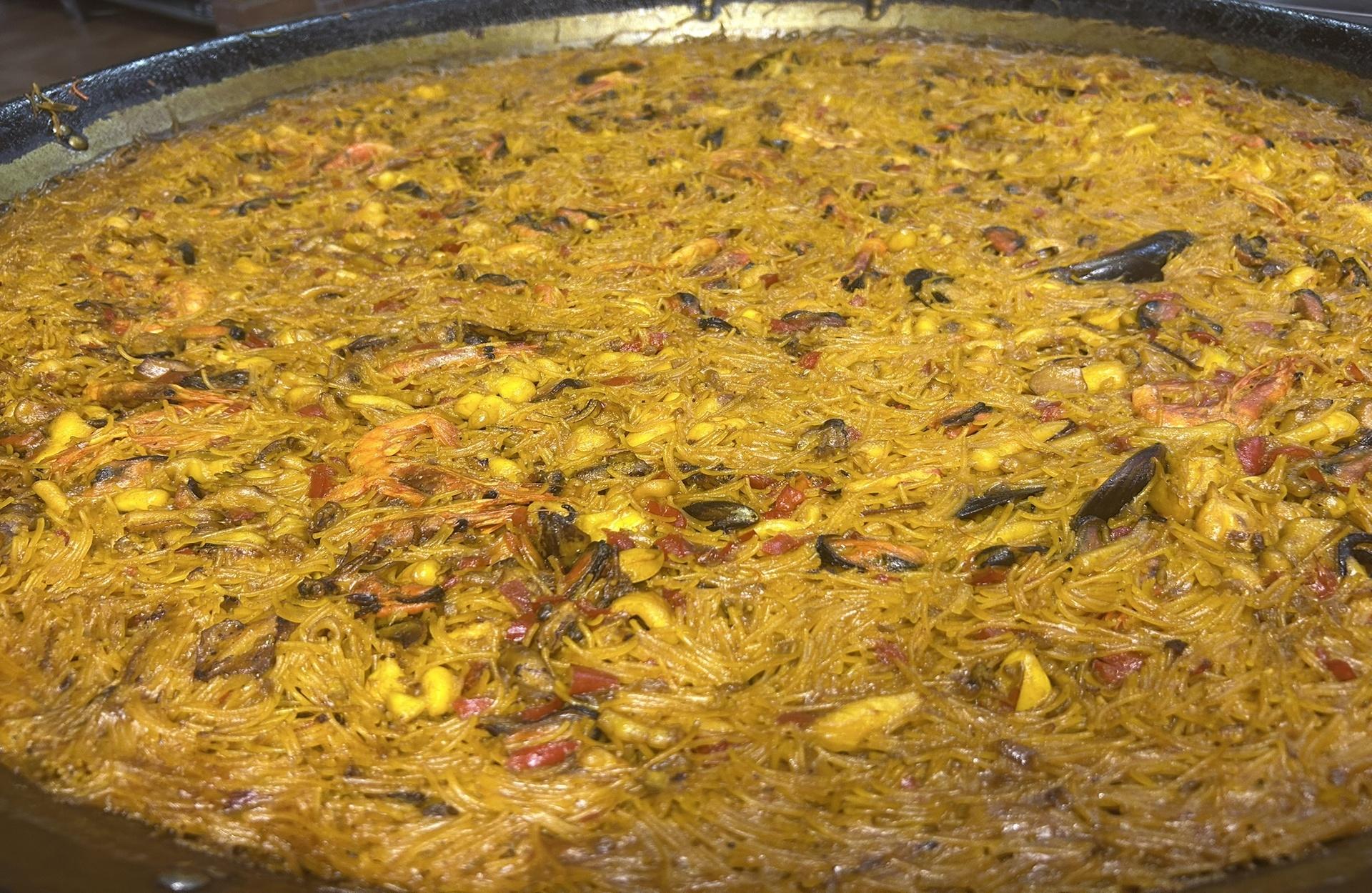 Sant Pau Platja, calçotadas con los mejores calçots de la zona en Borriol.